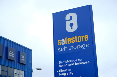 Safestore signage